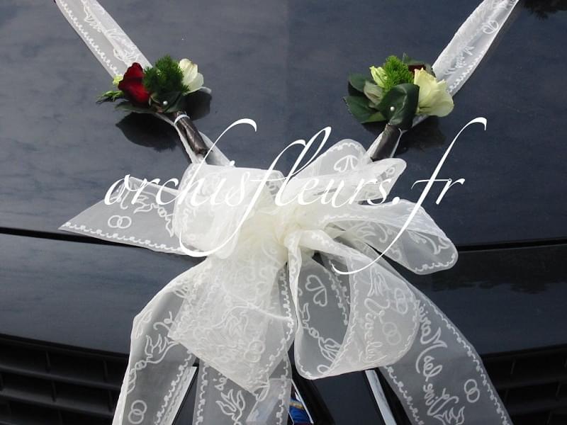 Décoration de voiture fleuriste Bois d'Arcy
