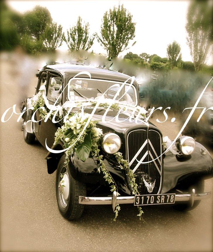 Décoration de voiture fleuriste Bois d'Arcy